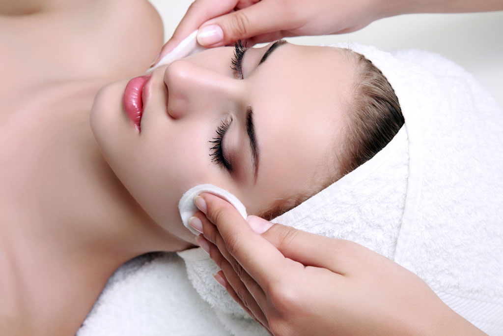 Skincare Facial Treatment